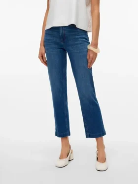 Awalice High Rise Mom Fit-Jeans