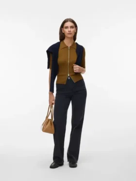 Awhanna breigoed vest