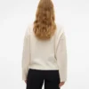 Breigoed top met hoge hals en normale pasvorm