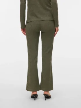 Broek met normale pasvorm en hoge taille