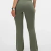 Broek met normale pasvorm en hoge taille