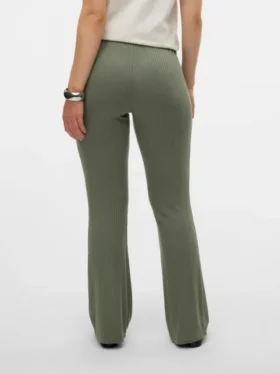 Broek met normale pasvorm en hoge taille