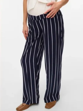 Broek met normale pasvorm en middelhoge taille