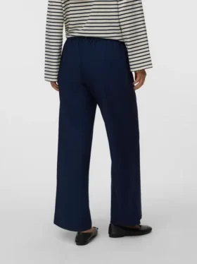 Broek met normale pasvorm en middelhoge taille