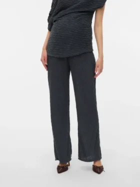 Broek met uitlopende pijpen