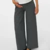 Broek met uitlopende pijpen