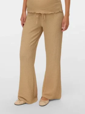 Broek met uitlopende pijpen
