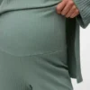 Broek met uitlopende pijpen