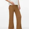 Broek met uitlopende pijpen en hoge taille