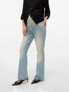Jeans met uitlopende pijpen