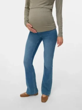 Jeans met uitlopende pijpen