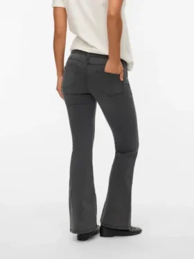 Jeans met uitlopende pijpen