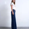 Tsclara-Jeans met middelhoge taille en wijde pijpen
