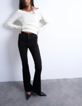 Tsjamie High Rise Flared Fit-Jeans