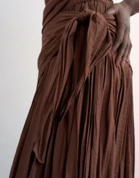 Tsnaya lange rok met middelhoge taille