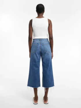 Tsvera High Rise Wide Fit – Cropped Jeans