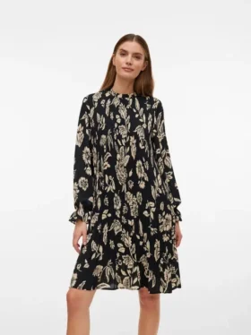 Vmdorit korte jurk met Shorts
