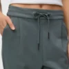 Vmeva-broek met middelhoge taille