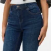 Vmflash-Jeans met middelhoge taille en uitlopende pijpen