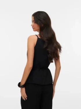 Vmlieve getailleerd vest in maatpakkenstijl