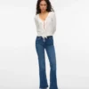 Vmphoebe jeans met middelhoge taille en uitlopende pijpen