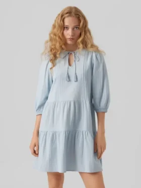 Vmpretty kort jurkje
