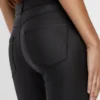 Vmsiga broek met hoge taille