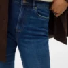 Vmtanna jeans met hoge taille en uitlopende pasvorm