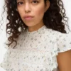 Vmtrine Top