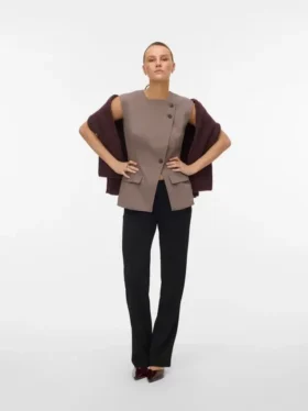 Vmwera maatpakken vest